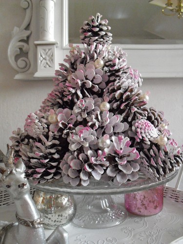 Pyramide tannenzapfen shabby - pyramide,